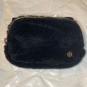 Lululemon Belt Bag I’m Back Fleece